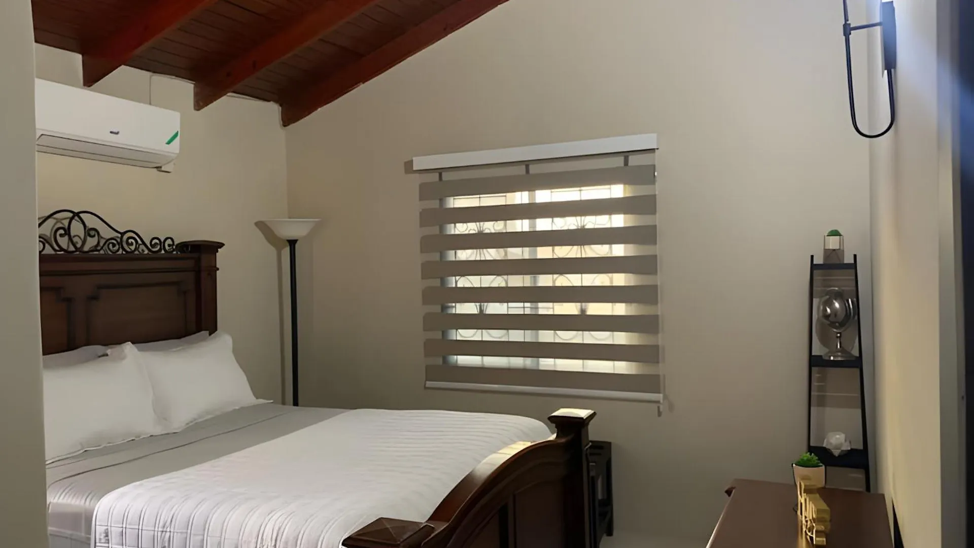 Yaad IV Vila Montego Bay Jamaica